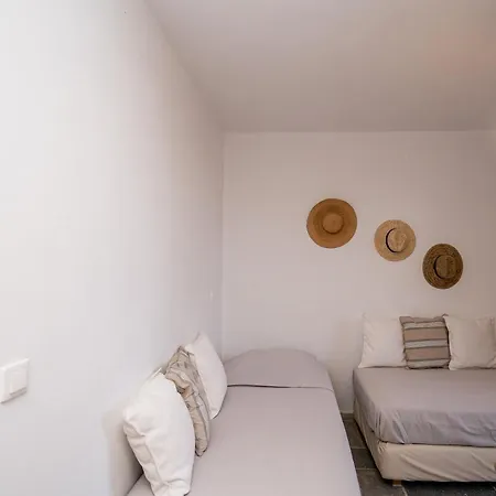 Flaros House-traditional Cycladic House, Sifnos Holiday home