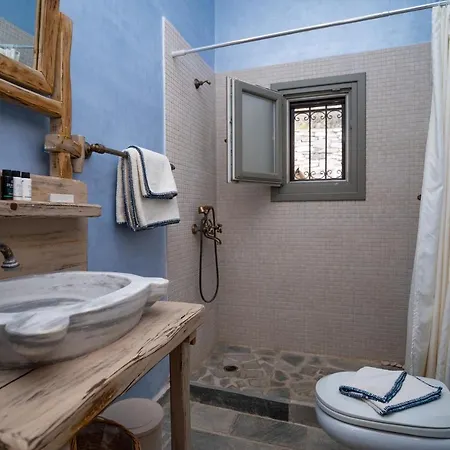 Flaros House-traditional Cycladic House, Sifnos Holiday home