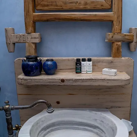 Flaros House-traditional Cycladic House, Sifnos Holiday home *