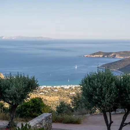 Flaros House-traditional Cycladic House, Sifnos Holiday home *